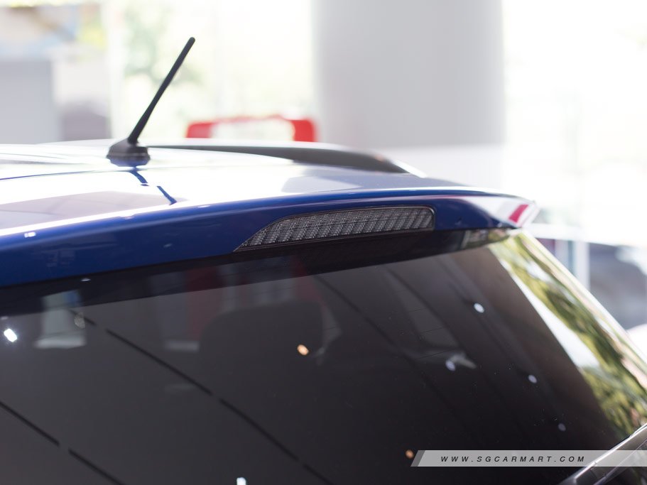 https://i.i-sgcm.com/new_cars/cars/11619/11619_g16