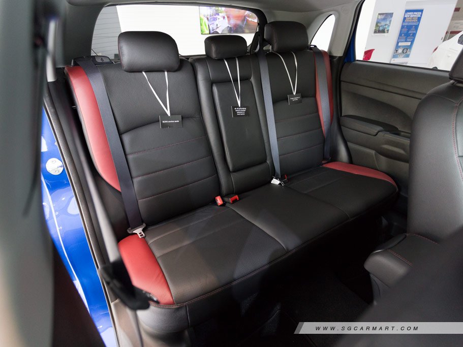 https://i.i-sgcm.com/new_cars/cars/11619/11619_g19