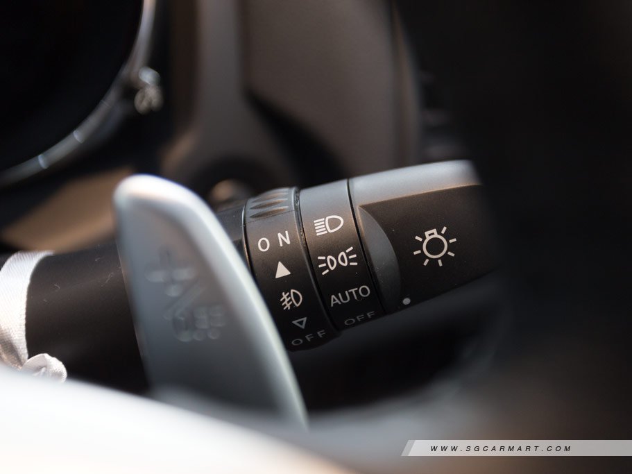 https://i.i-sgcm.com/new_cars/cars/11619/11619_g26