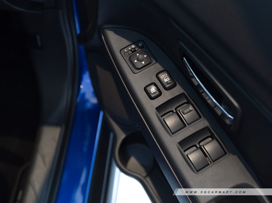 https://i.i-sgcm.com/new_cars/cars/11619/11619_g37