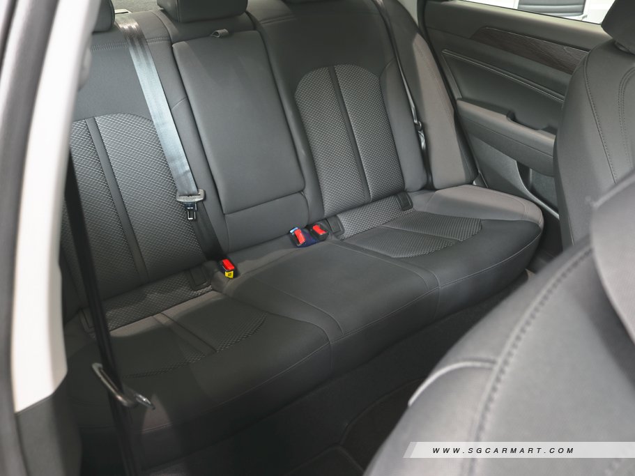 https://i.i-sgcm.com/new_cars/cars/11625/11625_g15