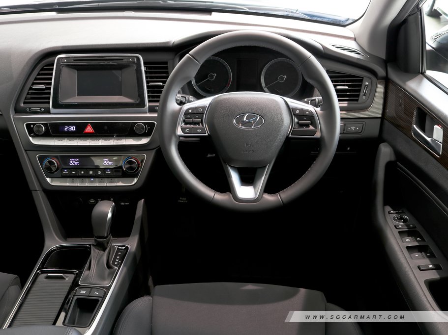 https://i.i-sgcm.com/new_cars/cars/11625/11625_g18