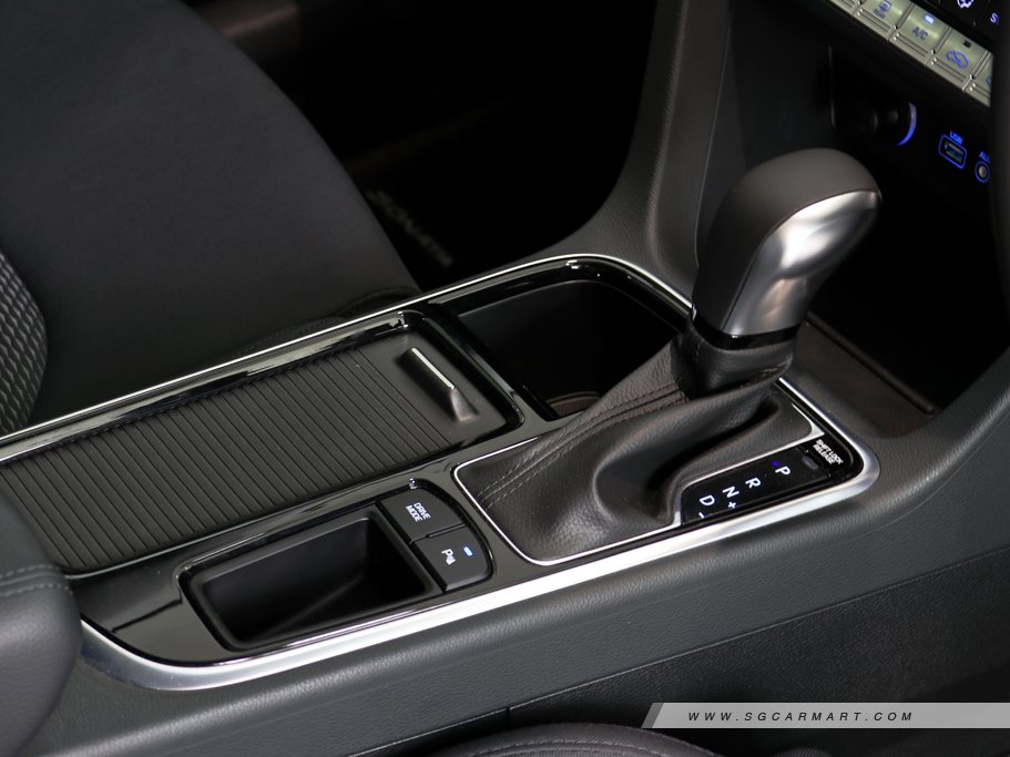 https://i.i-sgcm.com/new_cars/cars/11625/11625_g22