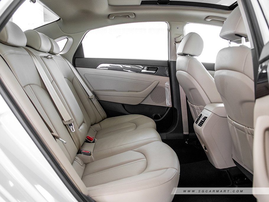 https://i.i-sgcm.com/new_cars/cars/11625/11625_g39