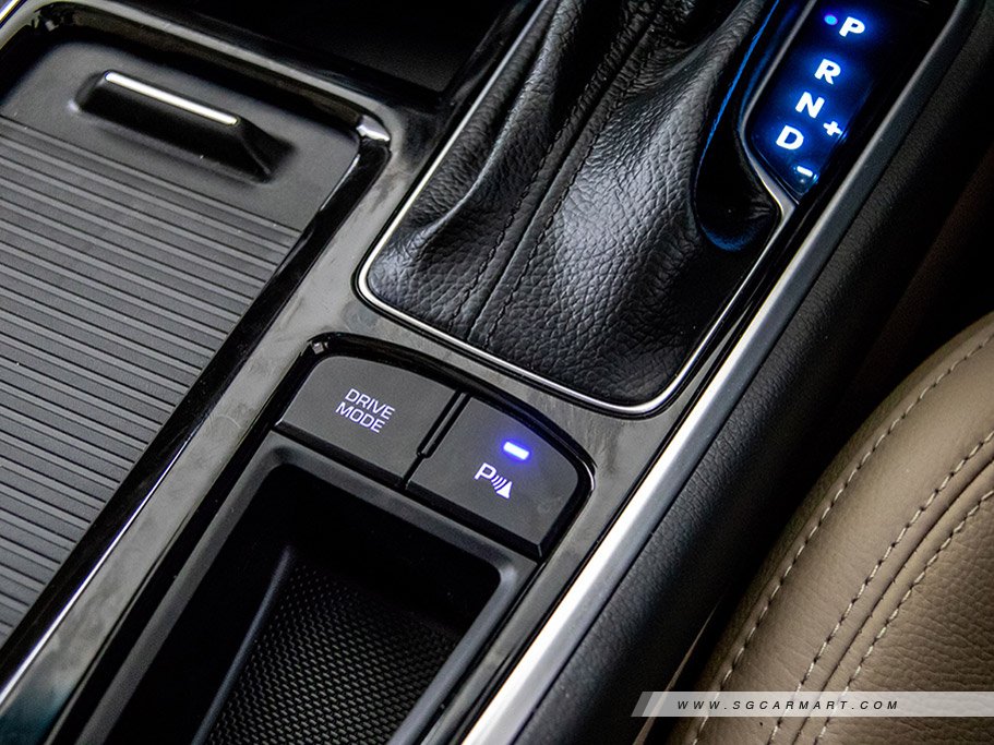https://i.i-sgcm.com/new_cars/cars/11625/11625_g52