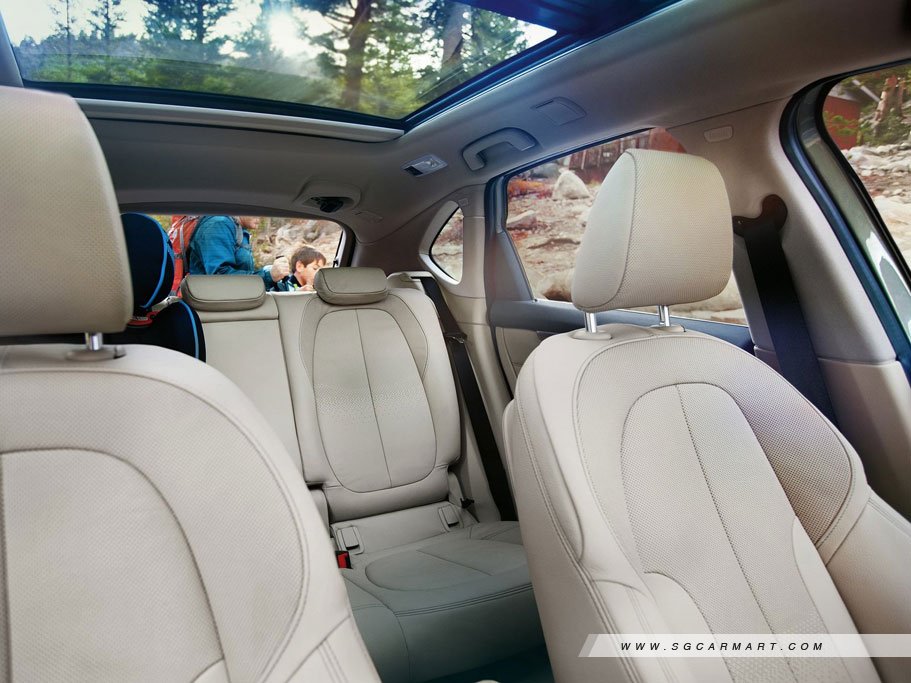 https://i.i-sgcm.com/new_cars/cars/11626/11626_g11