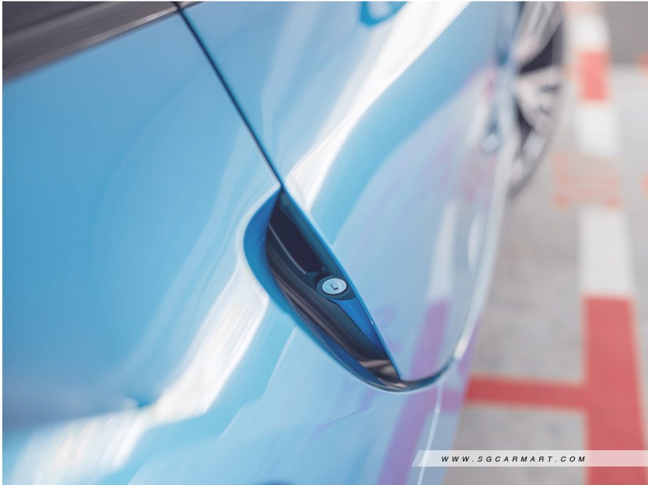 https://i.i-sgcm.com/new_cars/cars/11627/11627_g27