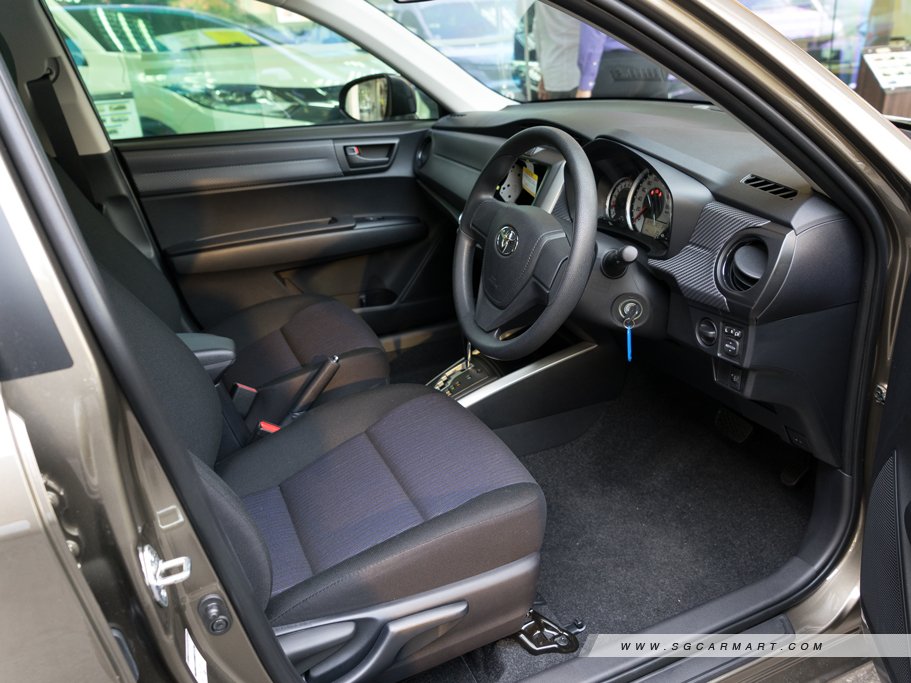 https://i.i-sgcm.com/new_cars/cars/11631/11631_g14