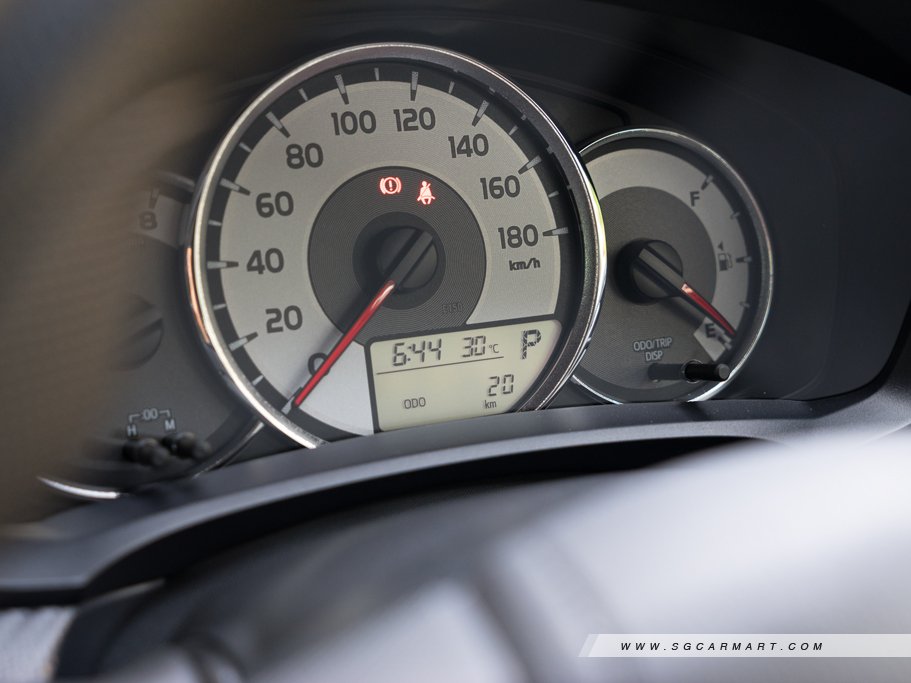 https://i.i-sgcm.com/new_cars/cars/11631/11631_g20