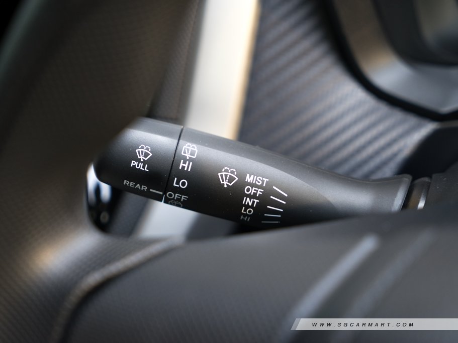 https://i.i-sgcm.com/new_cars/cars/11631/11631_g21