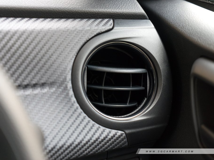 https://i.i-sgcm.com/new_cars/cars/11631/11631_g25