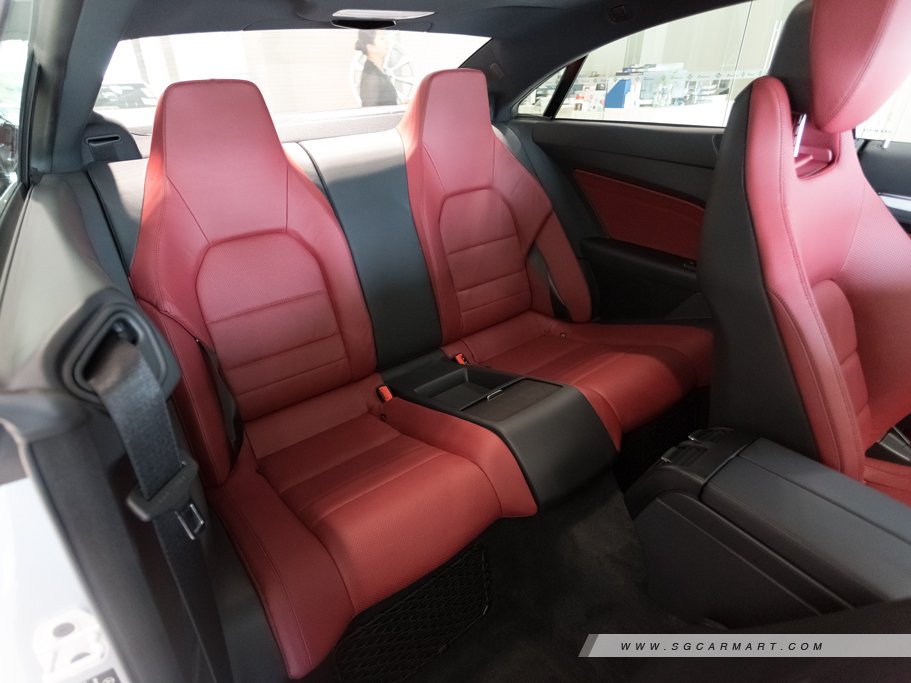 https://i.i-sgcm.com/new_cars/cars/11632/11632_g18