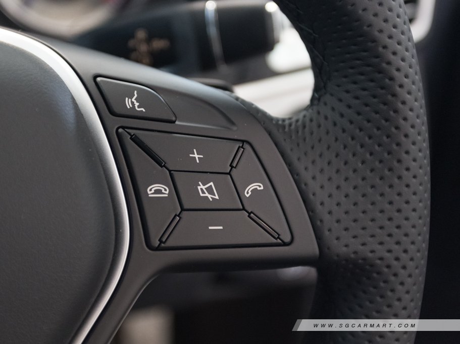 https://i.i-sgcm.com/new_cars/cars/11632/11632_g23