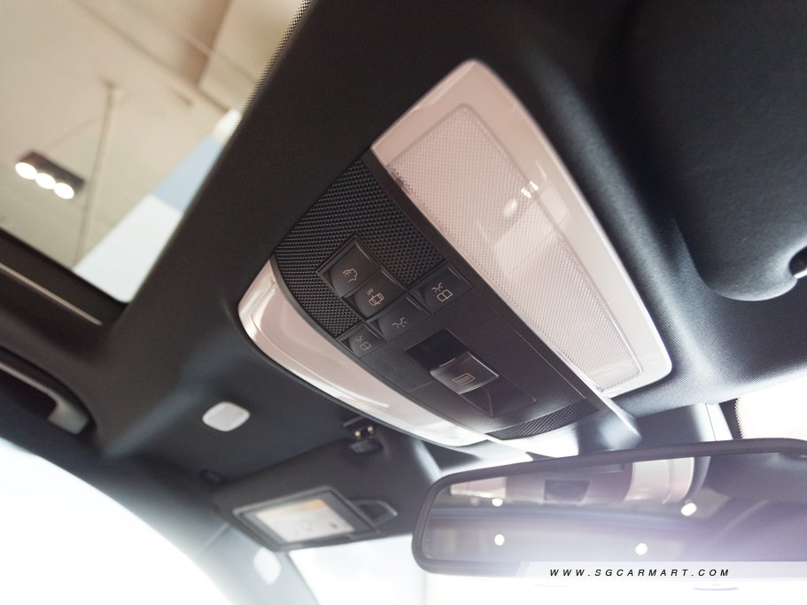 https://i.i-sgcm.com/new_cars/cars/11632/11632_g31