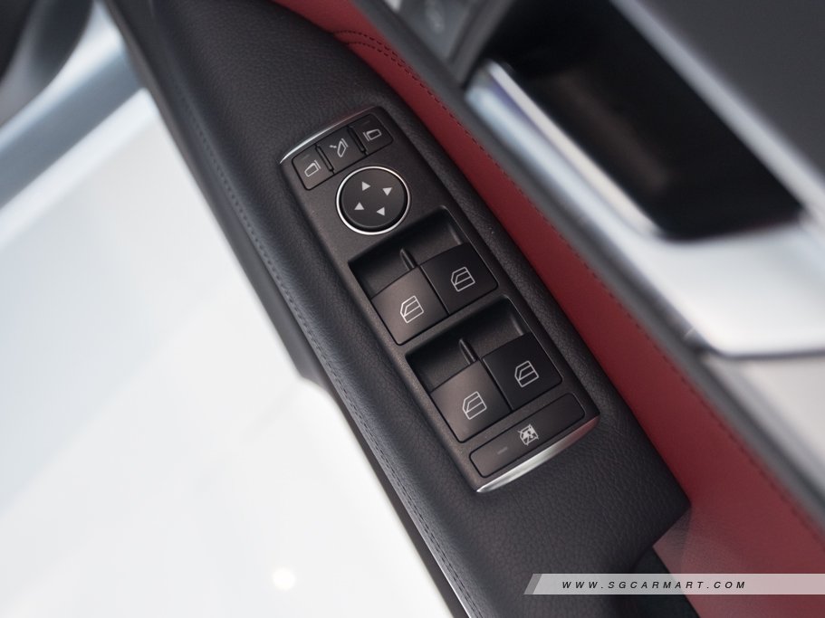 https://i.i-sgcm.com/new_cars/cars/11632/11632_g36