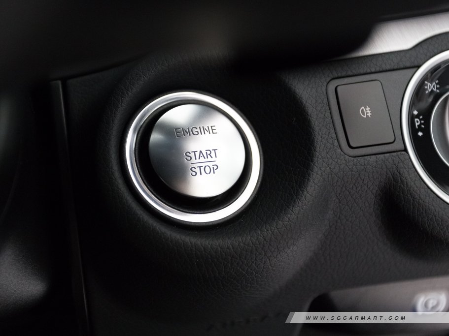 https://i.i-sgcm.com/new_cars/cars/11632/11632_g38