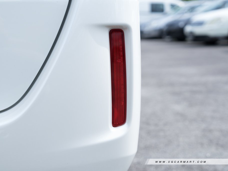 https://i.i-sgcm.com/new_cars/cars/11638/11638_g14