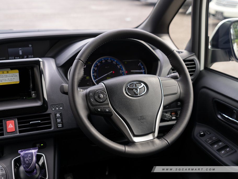 https://i.i-sgcm.com/new_cars/cars/11638/11638_g23