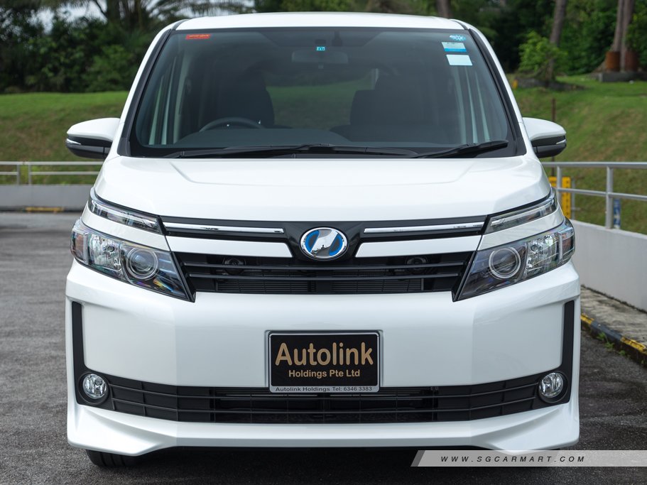https://i.i-sgcm.com/new_cars/cars/11638/11638_g2