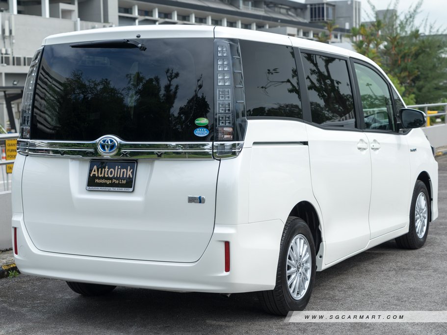 https://i.i-sgcm.com/new_cars/cars/11638/11638_g4