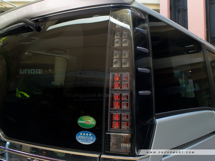 https://i.i-sgcm.com/new_cars/cars/11638/11638_g55