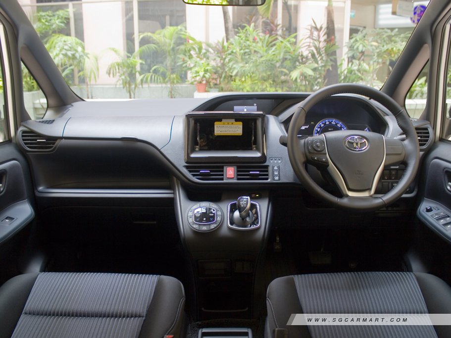https://i.i-sgcm.com/new_cars/cars/11638/11638_g59