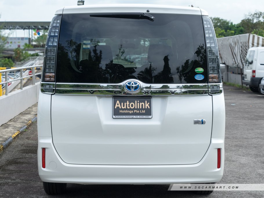 https://i.i-sgcm.com/new_cars/cars/11638/11638_g5