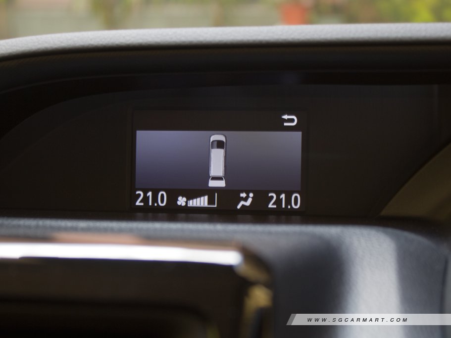 https://i.i-sgcm.com/new_cars/cars/11638/11638_g62