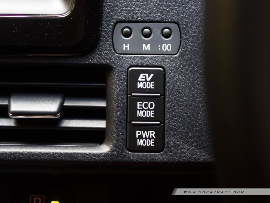 https://i.i-sgcm.com/new_cars/cars/11638/11638_g66