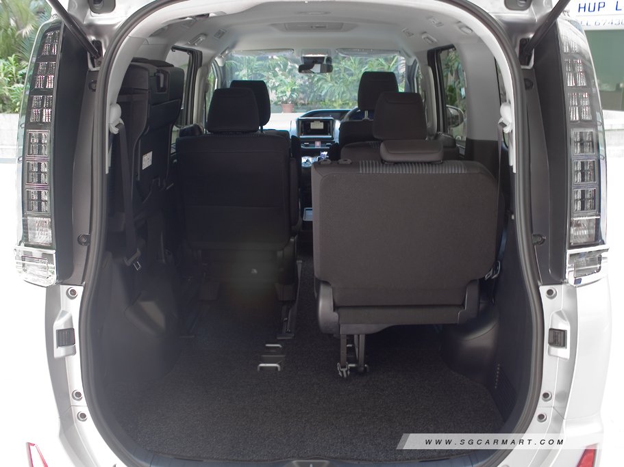 https://i.i-sgcm.com/new_cars/cars/11638/11638_g69