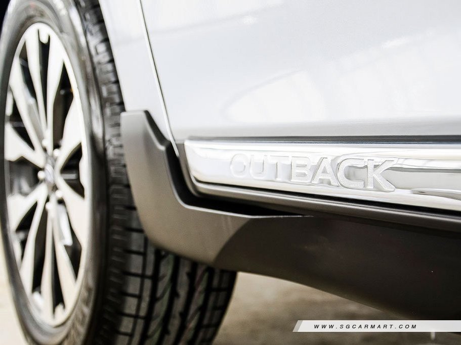 https://i.i-sgcm.com/new_cars/cars/11639/11639_g12