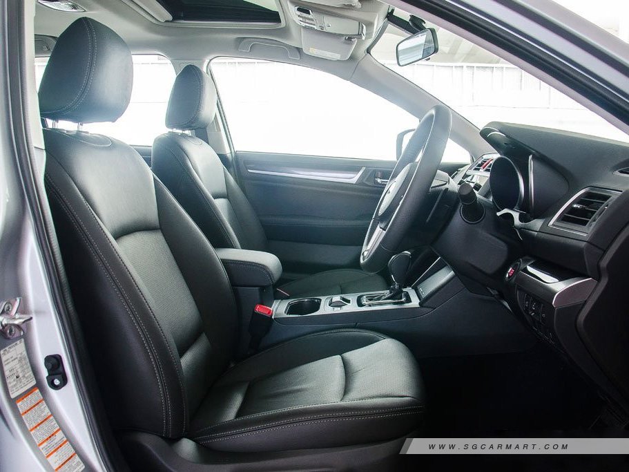 https://i.i-sgcm.com/new_cars/cars/11639/11639_g15
