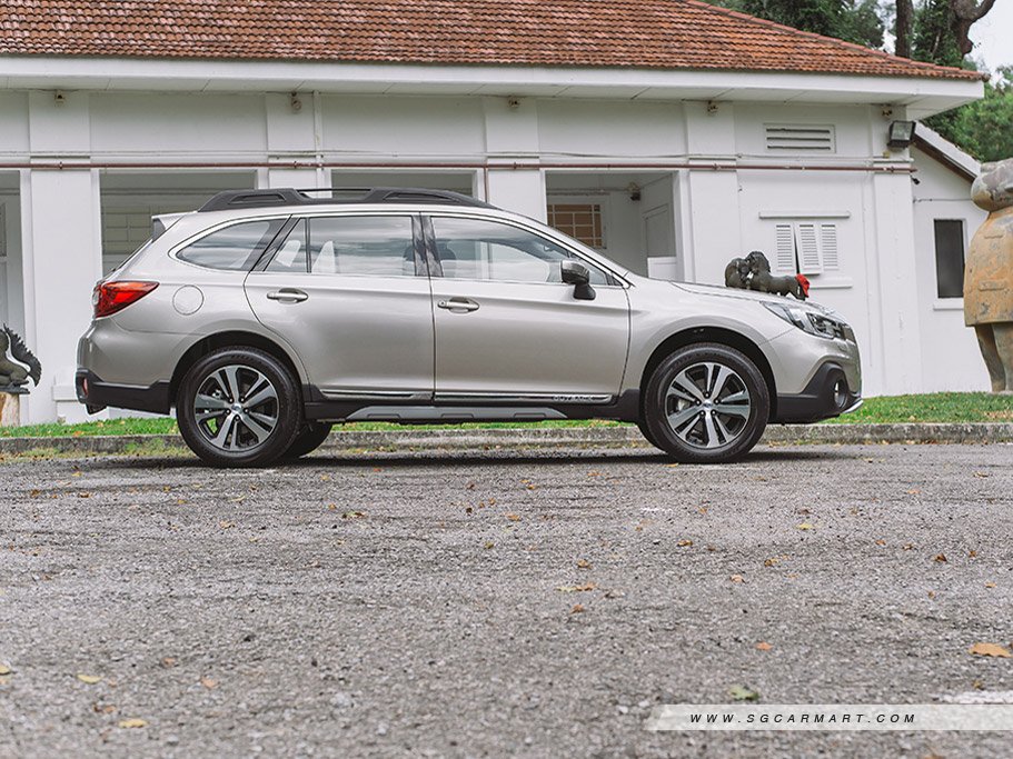 https://i.i-sgcm.com/new_cars/cars/11639/11639_g34