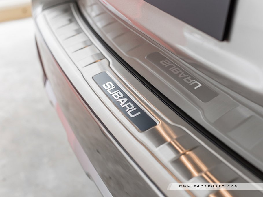https://i.i-sgcm.com/new_cars/cars/11639/11639_g37