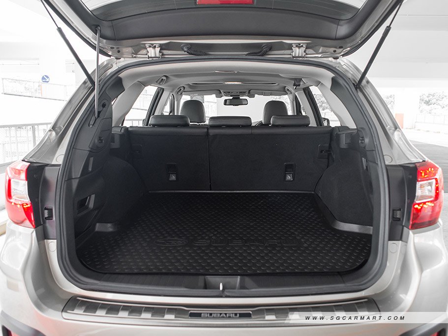 https://i.i-sgcm.com/new_cars/cars/11639/11639_g52