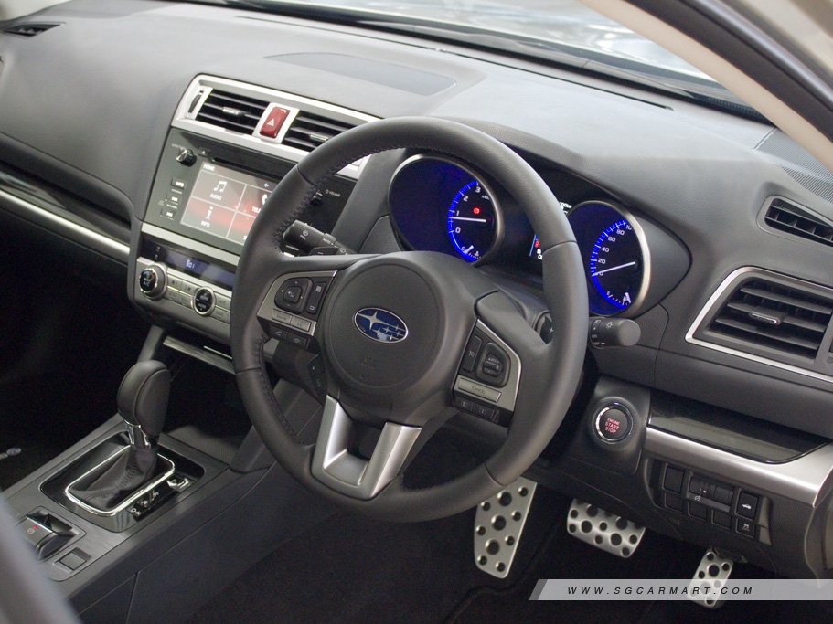 https://i.i-sgcm.com/new_cars/cars/11640/11640_g23
