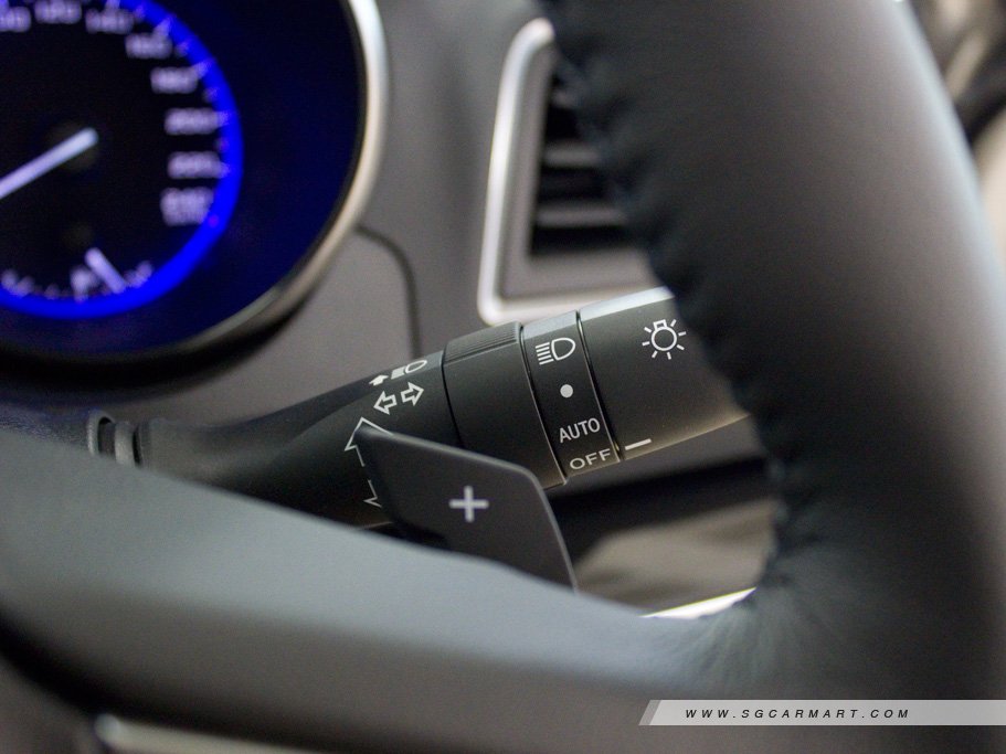 https://i.i-sgcm.com/new_cars/cars/11640/11640_g29