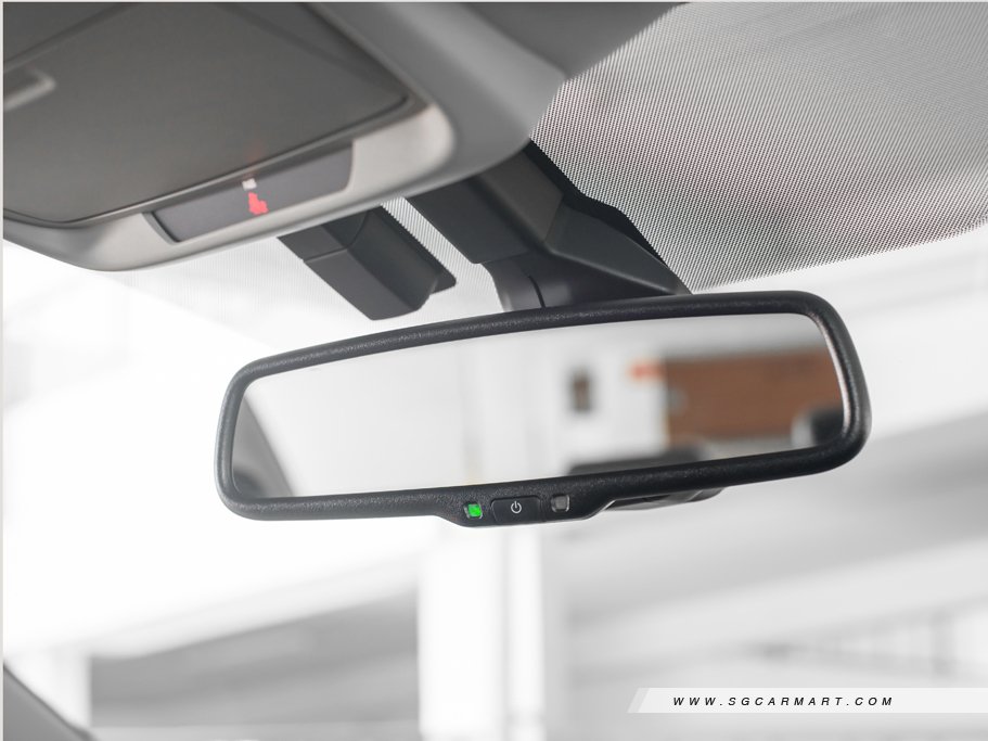 https://i.i-sgcm.com/new_cars/cars/11640/11640_g59