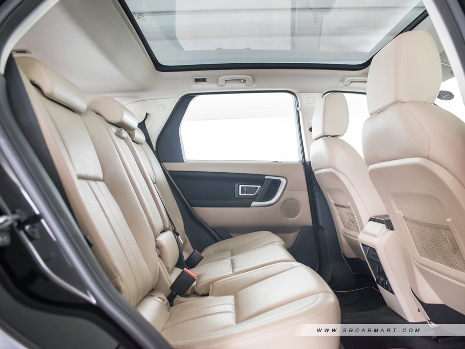 https://i.i-sgcm.com/new_cars/cars/11648/11648_g23