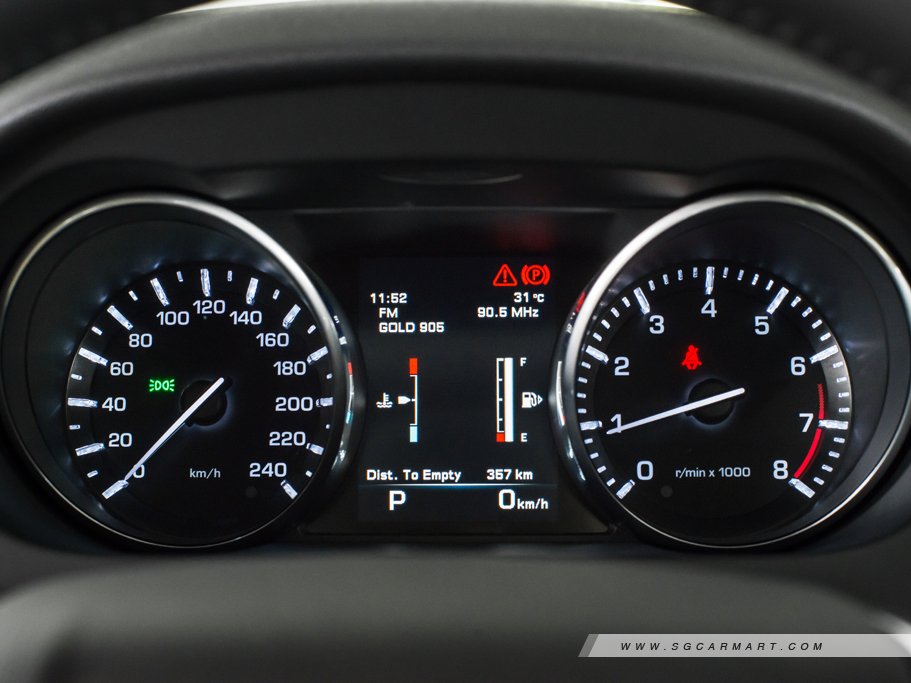 https://i.i-sgcm.com/new_cars/cars/11648/11648_g27