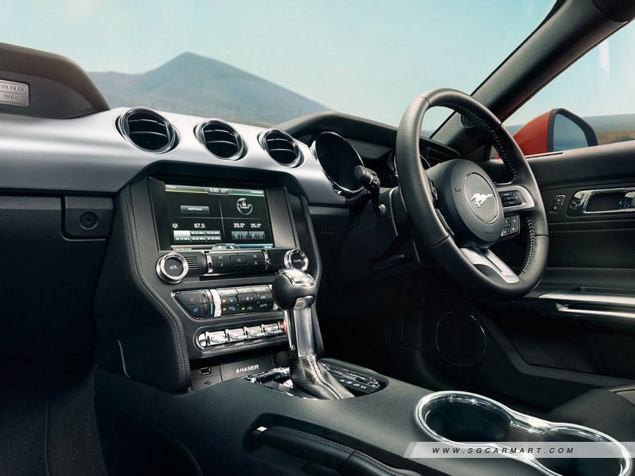 https://i.i-sgcm.com/new_cars/cars/11650/11650_g90