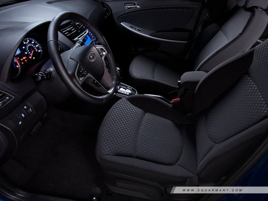https://i.i-sgcm.com/new_cars/cars/11654/11654_g10