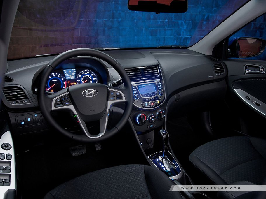 https://i.i-sgcm.com/new_cars/cars/11654/11654_g9