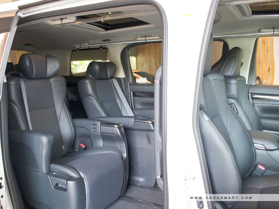 https://i.i-sgcm.com/new_cars/cars/11663/11663_g115