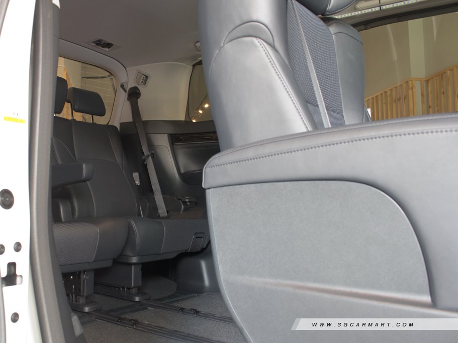 https://i.i-sgcm.com/new_cars/cars/11663/11663_g117