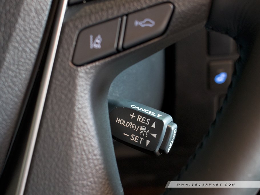https://i.i-sgcm.com/new_cars/cars/11663/11663_g120