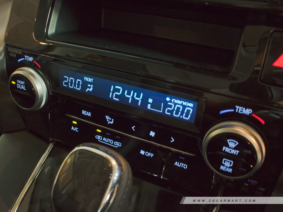 https://i.i-sgcm.com/new_cars/cars/11663/11663_g123