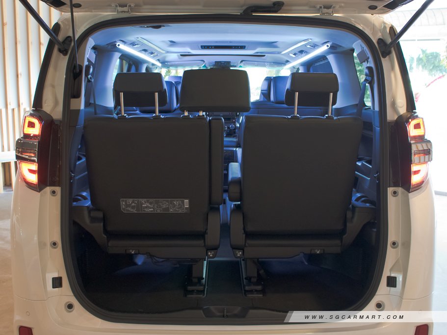 https://i.i-sgcm.com/new_cars/cars/11663/11663_g133