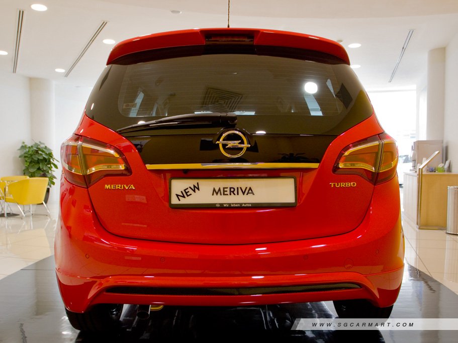 https://i.i-sgcm.com/new_cars/cars/11664/11664_g17