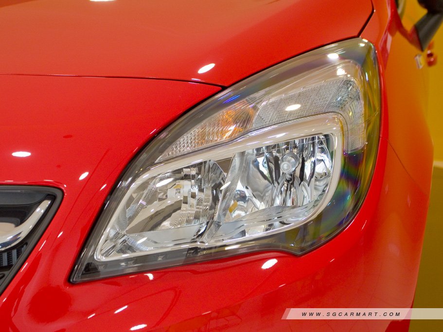 https://i.i-sgcm.com/new_cars/cars/11664/11664_g22
